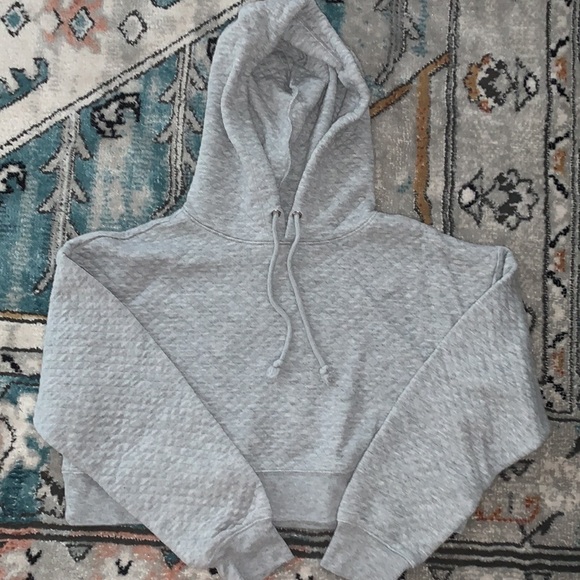 wild fable Tops - Wild Fable Cropped Hoodie